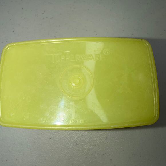 Vintage Tupperware 1243-3 Yellow Shelf Saver Storage Containers With Lids - Picture 7 of 9